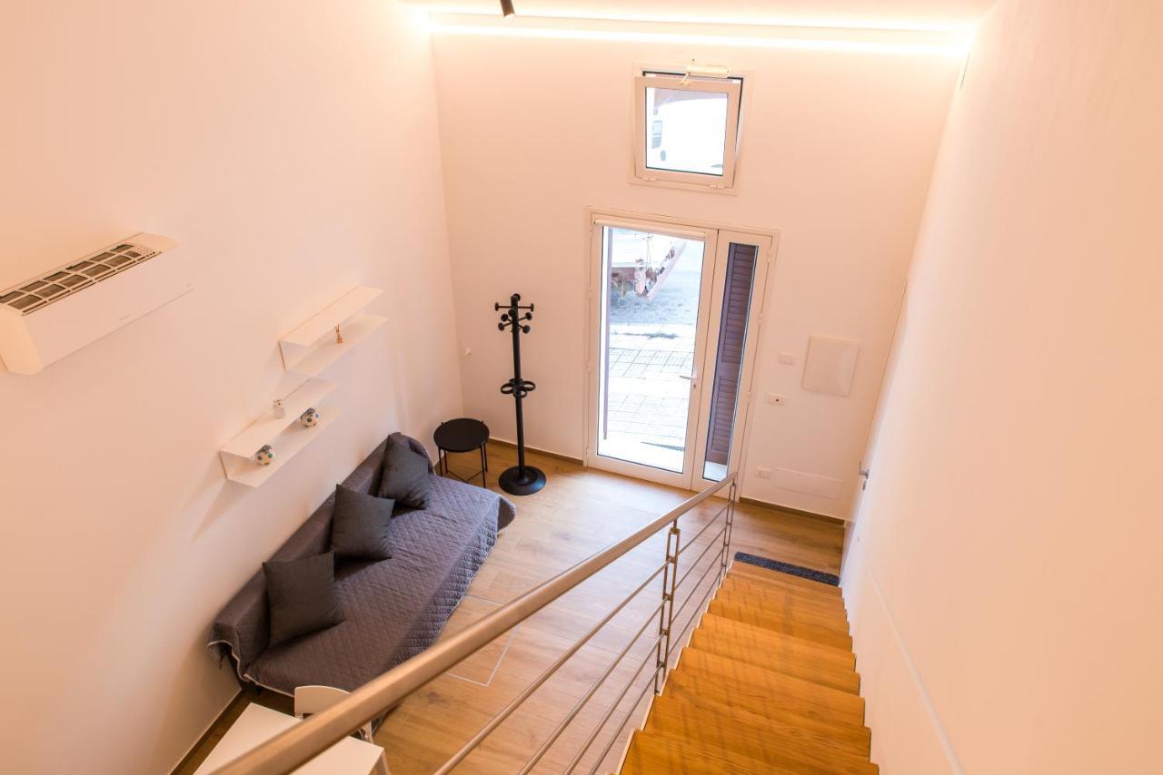 White Home Кастелламмаре-дель-Голфо Экстерьер фото